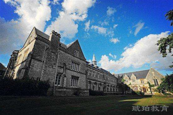 美国研究生商科